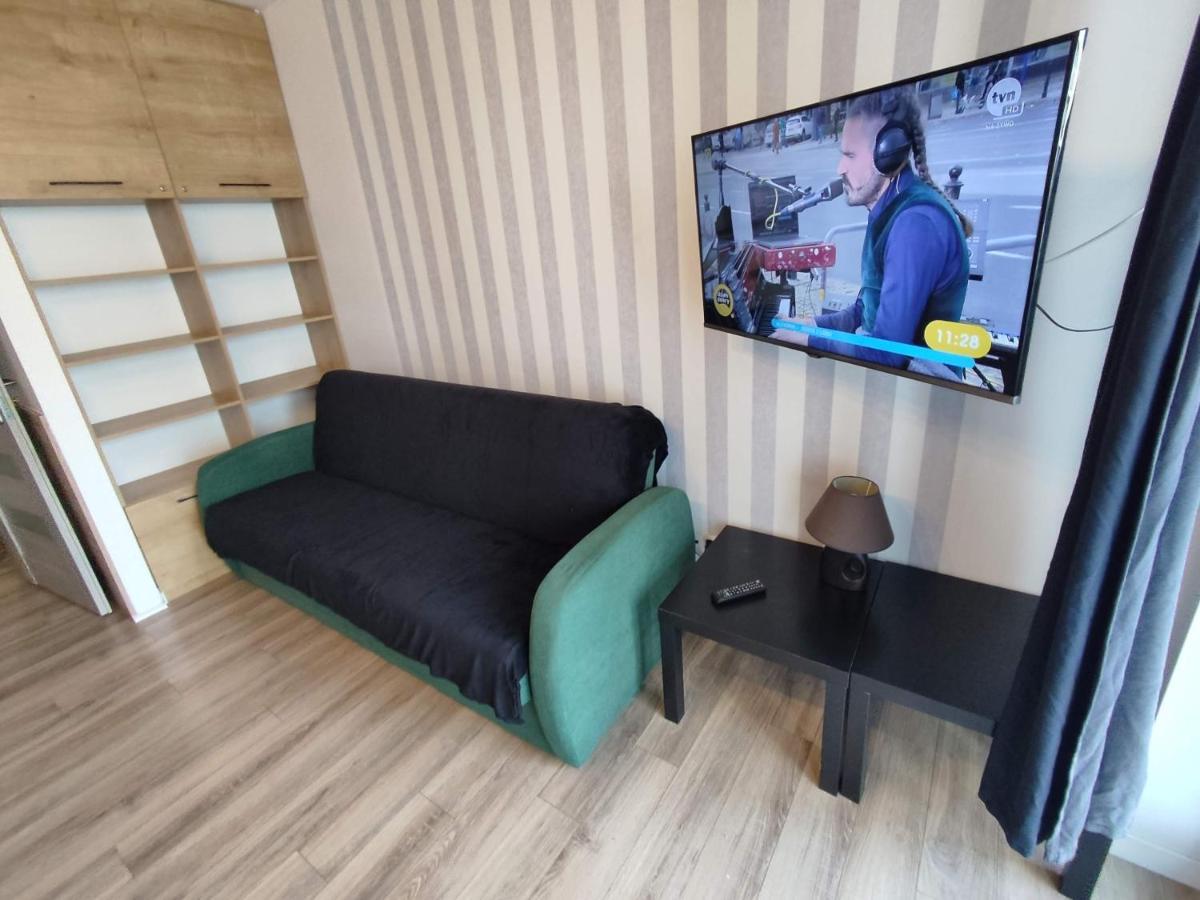 1120 Smialego 41 - Tanie Pokoje W Apartamencie - Samodzielne Zameldowanie - Self Check In Poznań Eksteriør bilde