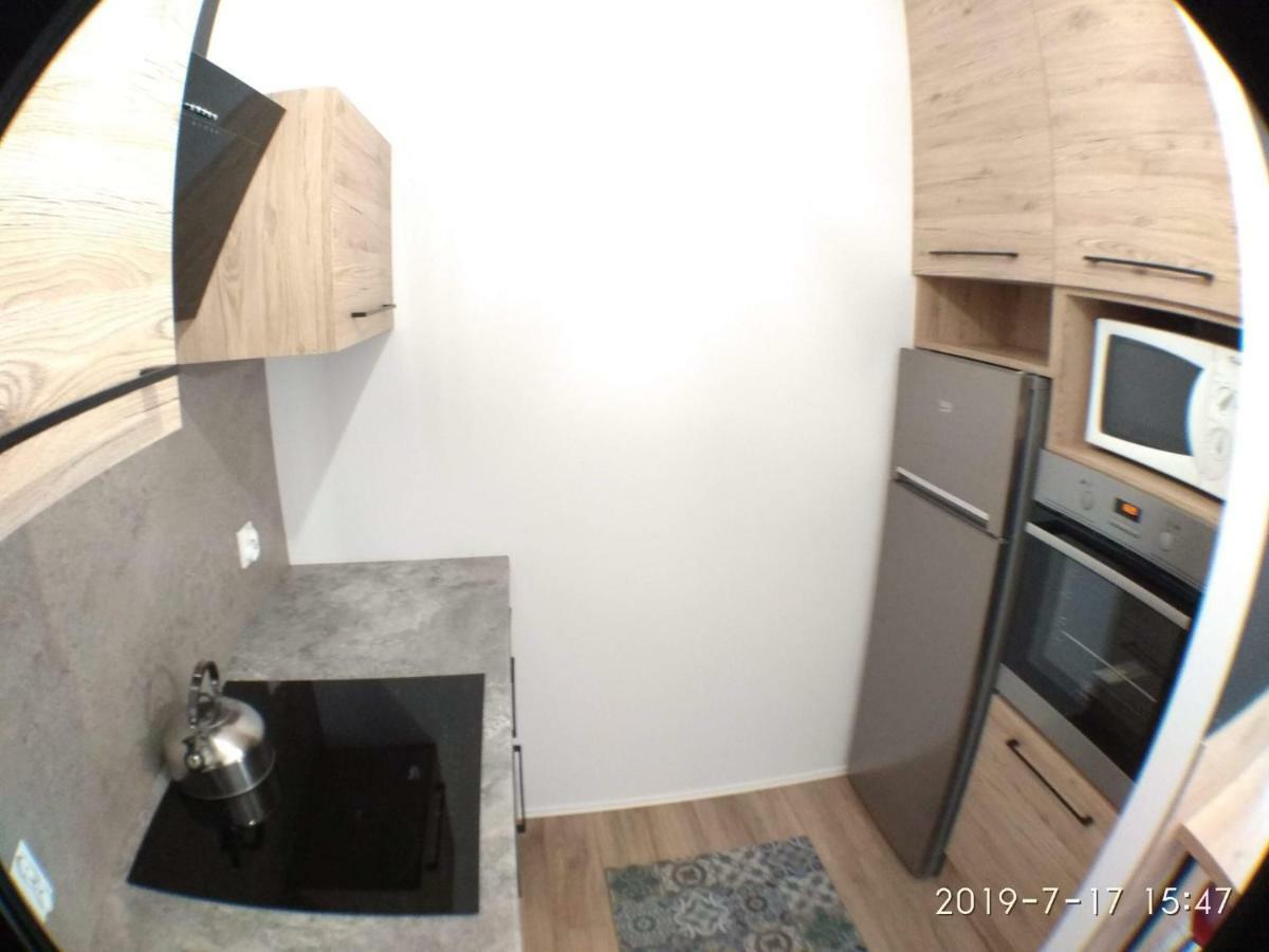 1120 Smialego 41 - Tanie Pokoje W Apartamencie - Samodzielne Zameldowanie - Self Check In Poznań Eksteriør bilde