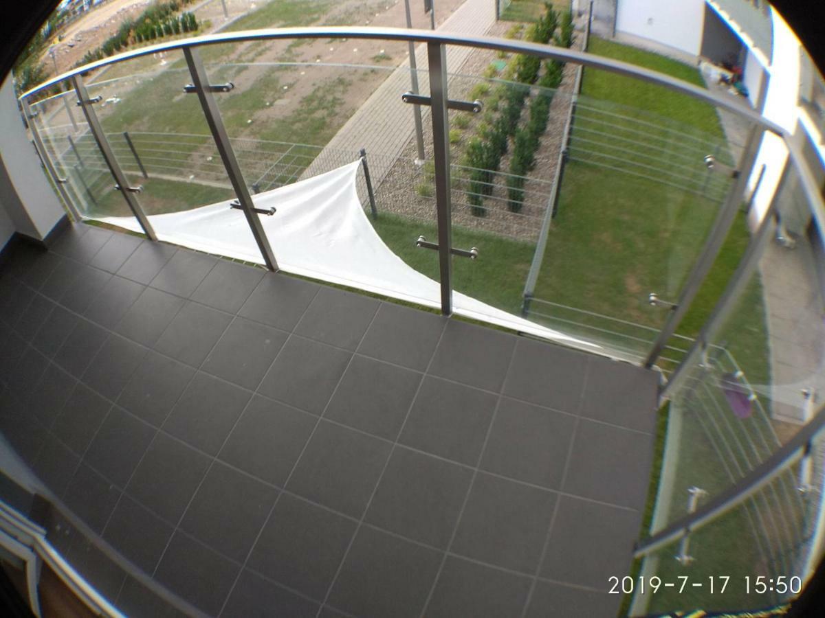 1120 Smialego 41 - Tanie Pokoje W Apartamencie - Samodzielne Zameldowanie - Self Check In Poznań Eksteriør bilde